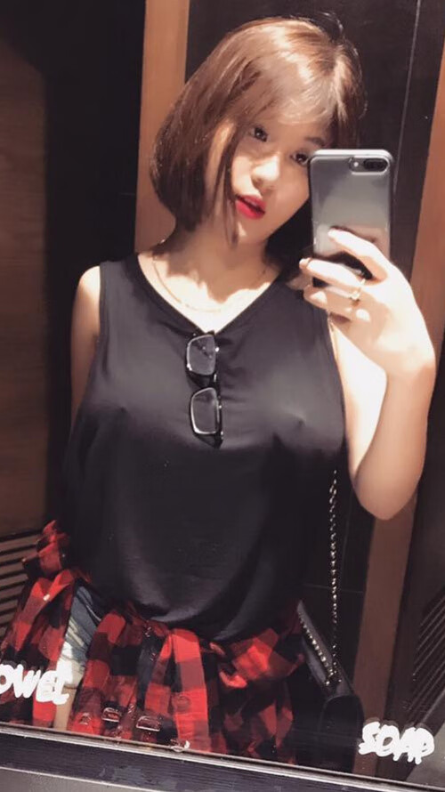 弗朗索瓦·斯图尔特:经验丰富的中场,南非队强大防线的幕后推手